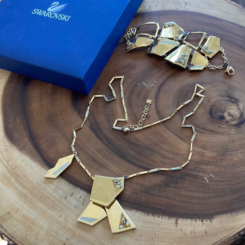 Swarovski Necklace limited edition